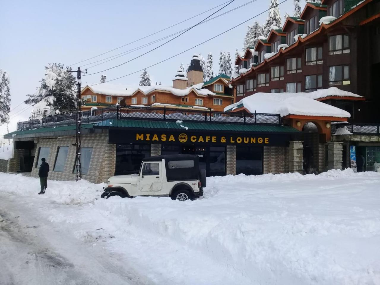 Hotel Hilltop Gulmarg JAMMU AND KASHMIR Kültér fotó