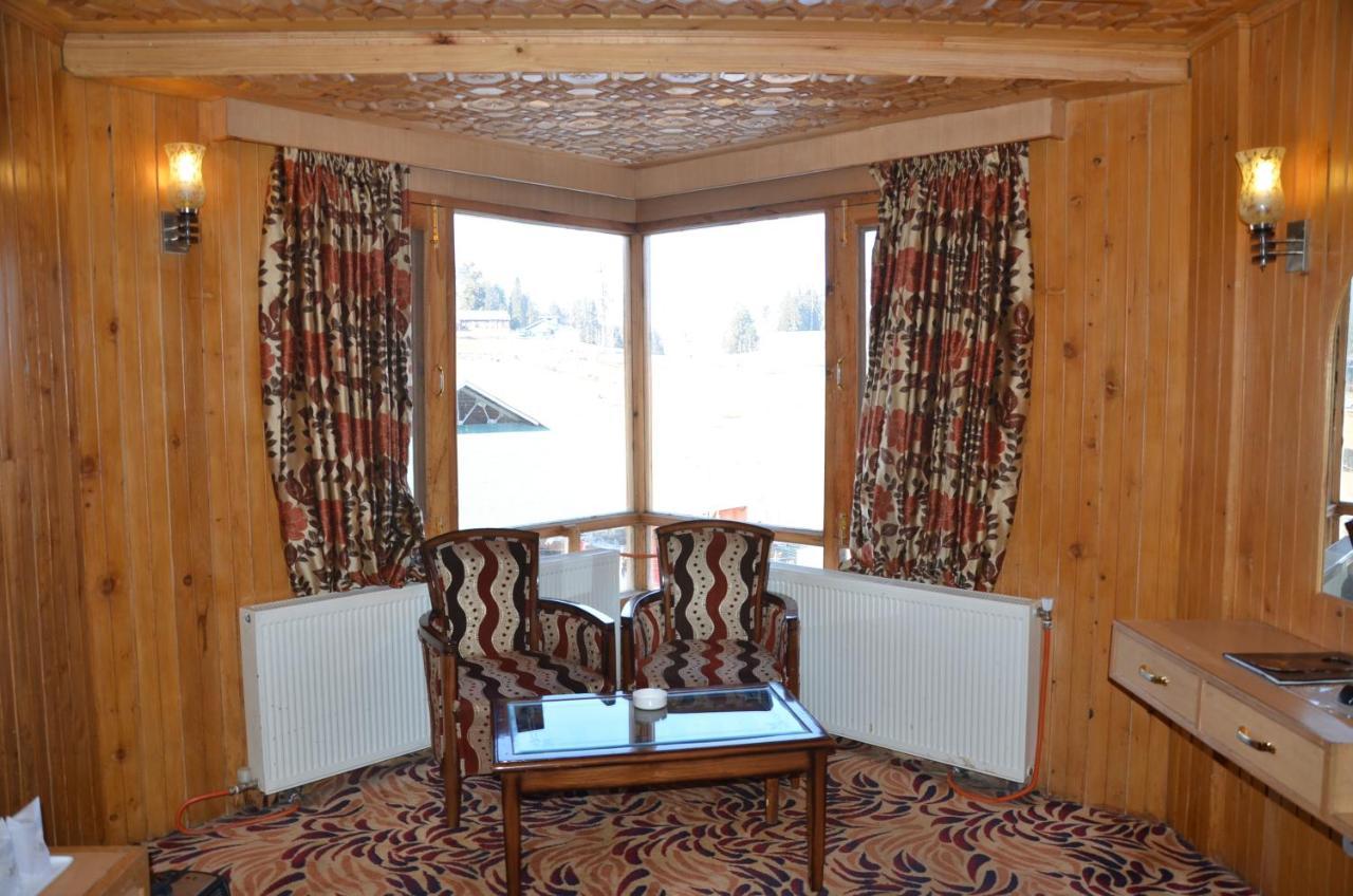 Hotel Hilltop Gulmarg JAMMU AND KASHMIR Kültér fotó